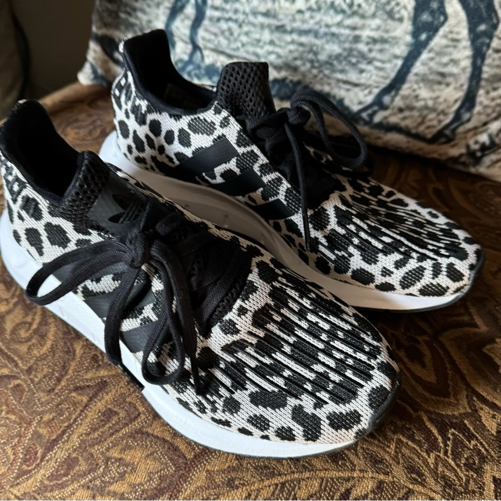 Women’s addidas